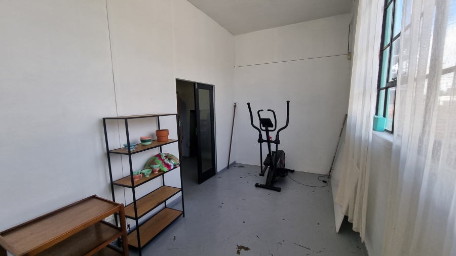 To Let Commercial Property for Rent in Woodstock Western Cape